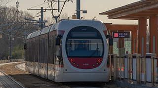 城市轨道交通与运输