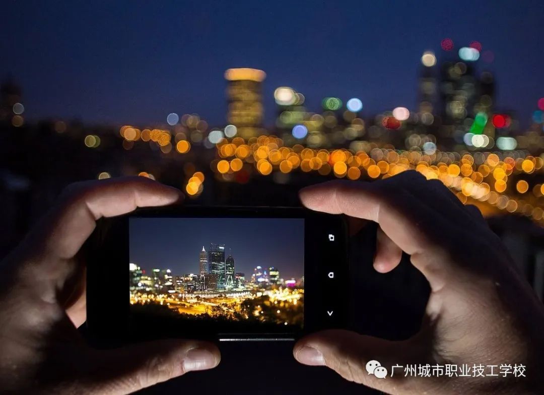 人社部和财政部联合发文，明确支持技工院校招收离校未就业高校毕业生 。